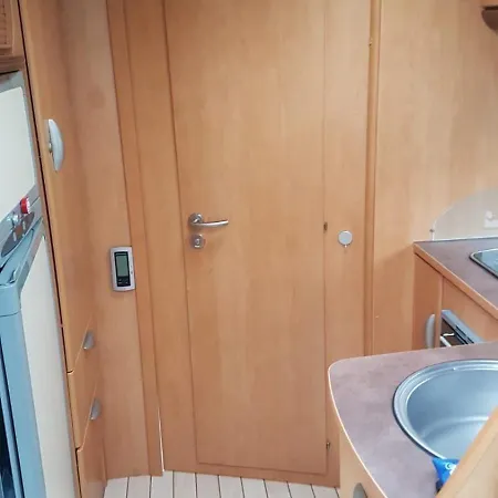 Campingplads Atana Camper Lakoauto *